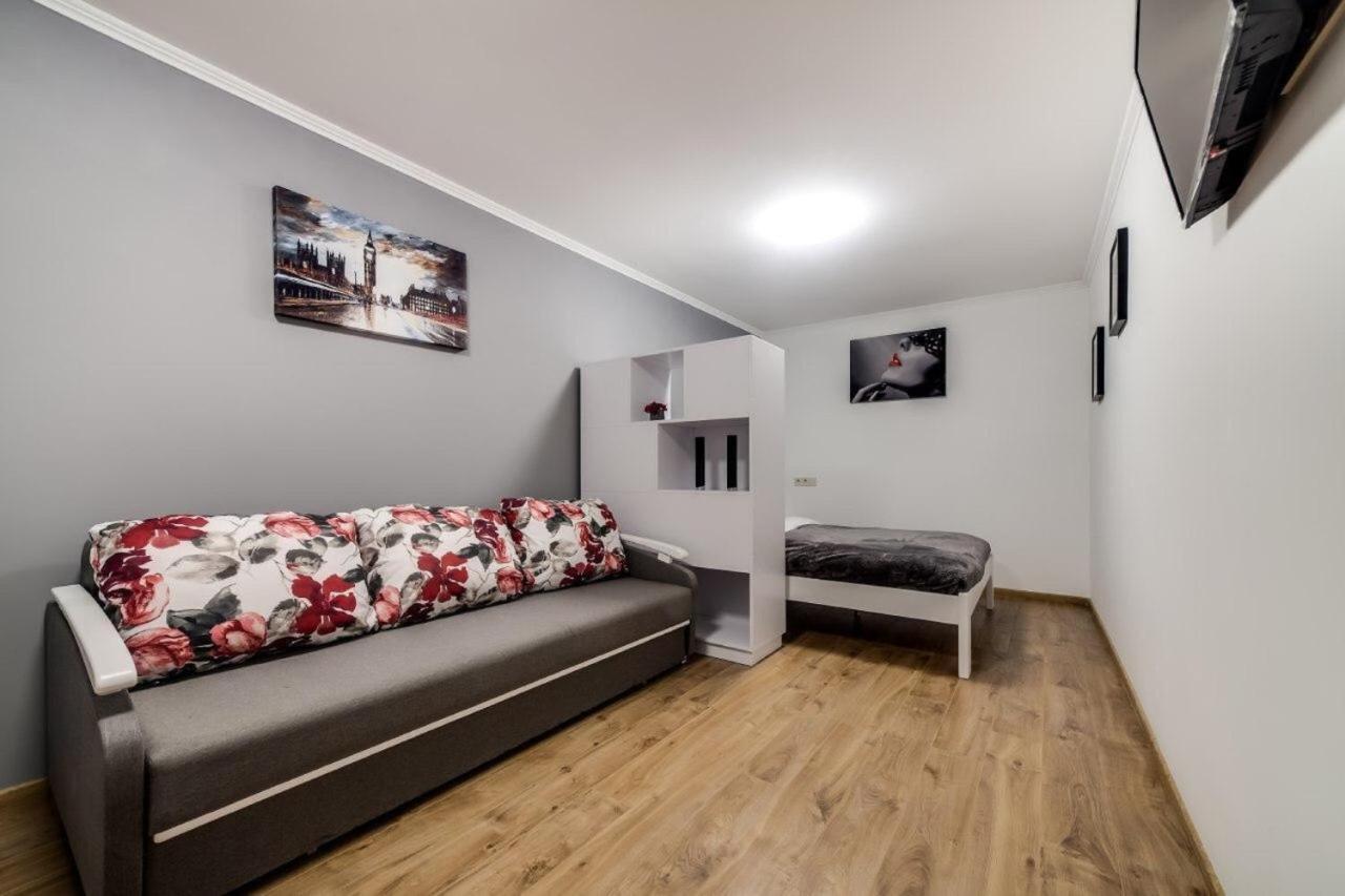 Apartments In Rynok Square Lviv Eksteriør billede